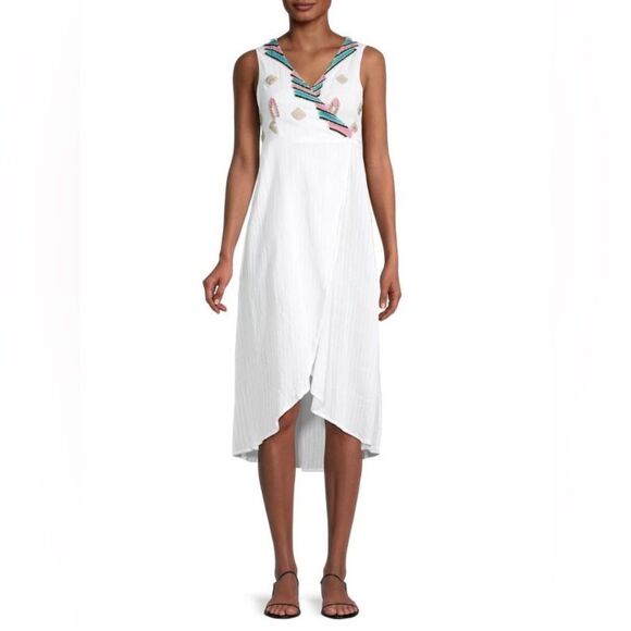 AREA STARS Mayan Embroidered Wrap Dress - Picture 1 of 12
